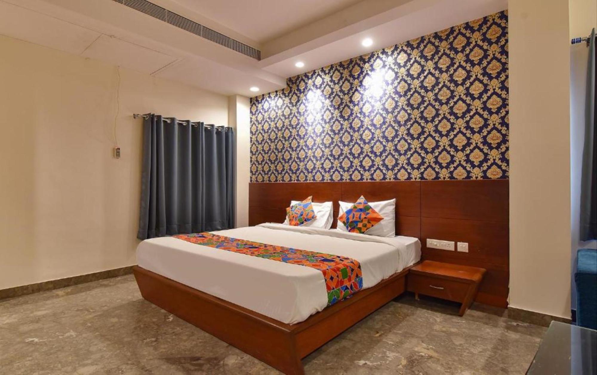 Wind Palace Hotel Jaipur Ngoại thất bức ảnh