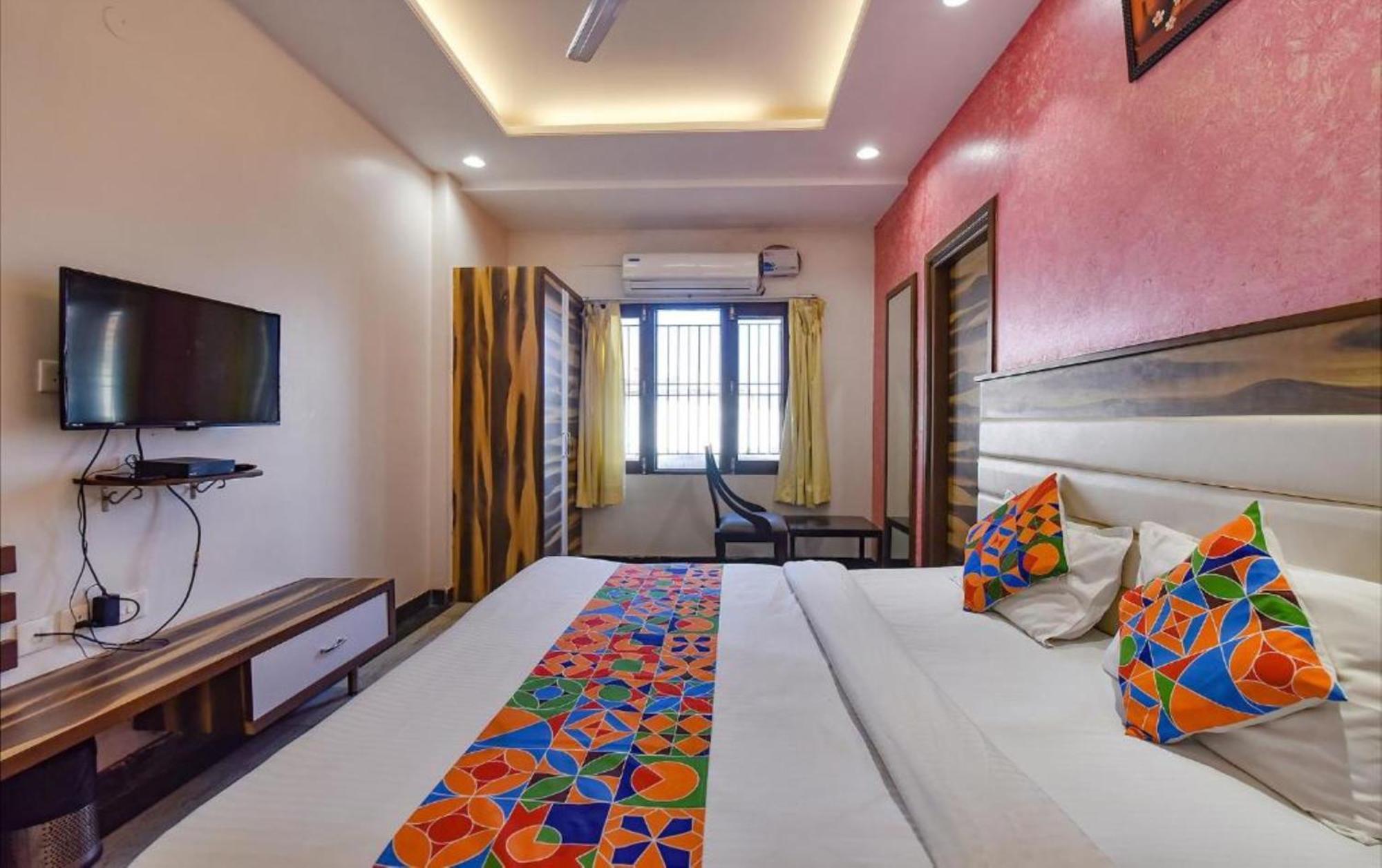 Wind Palace Hotel Jaipur Ngoại thất bức ảnh