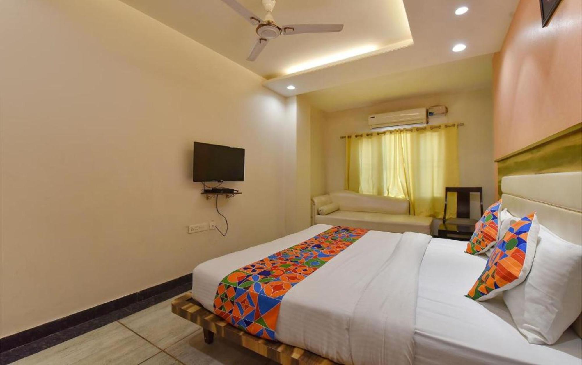 Wind Palace Hotel Jaipur Ngoại thất bức ảnh