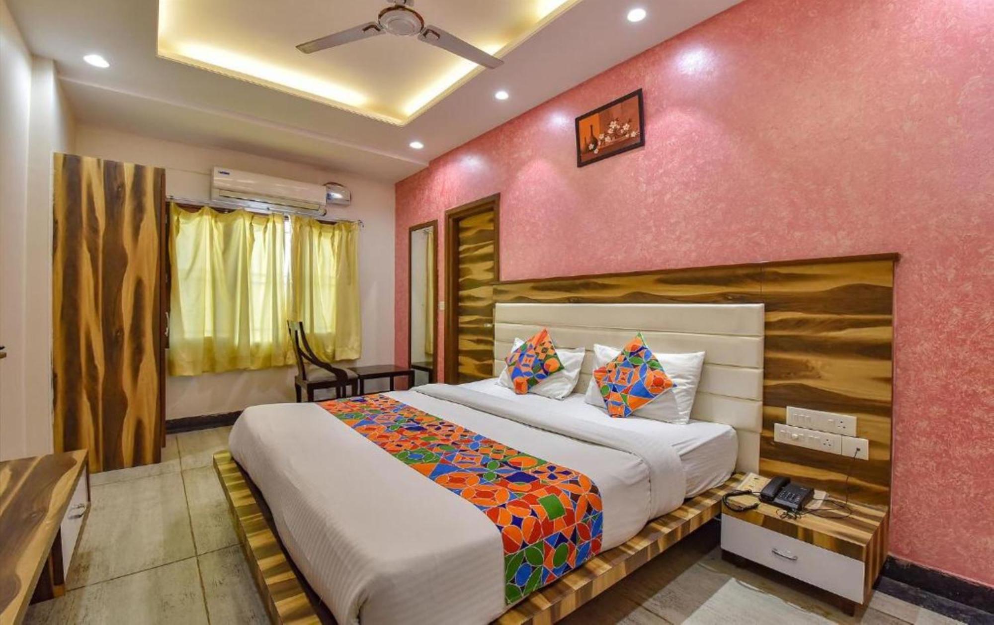 Wind Palace Hotel Jaipur Ngoại thất bức ảnh